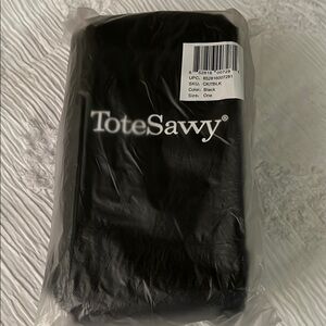 Cross Body Baby changing bag. Black and white. ToteSawy